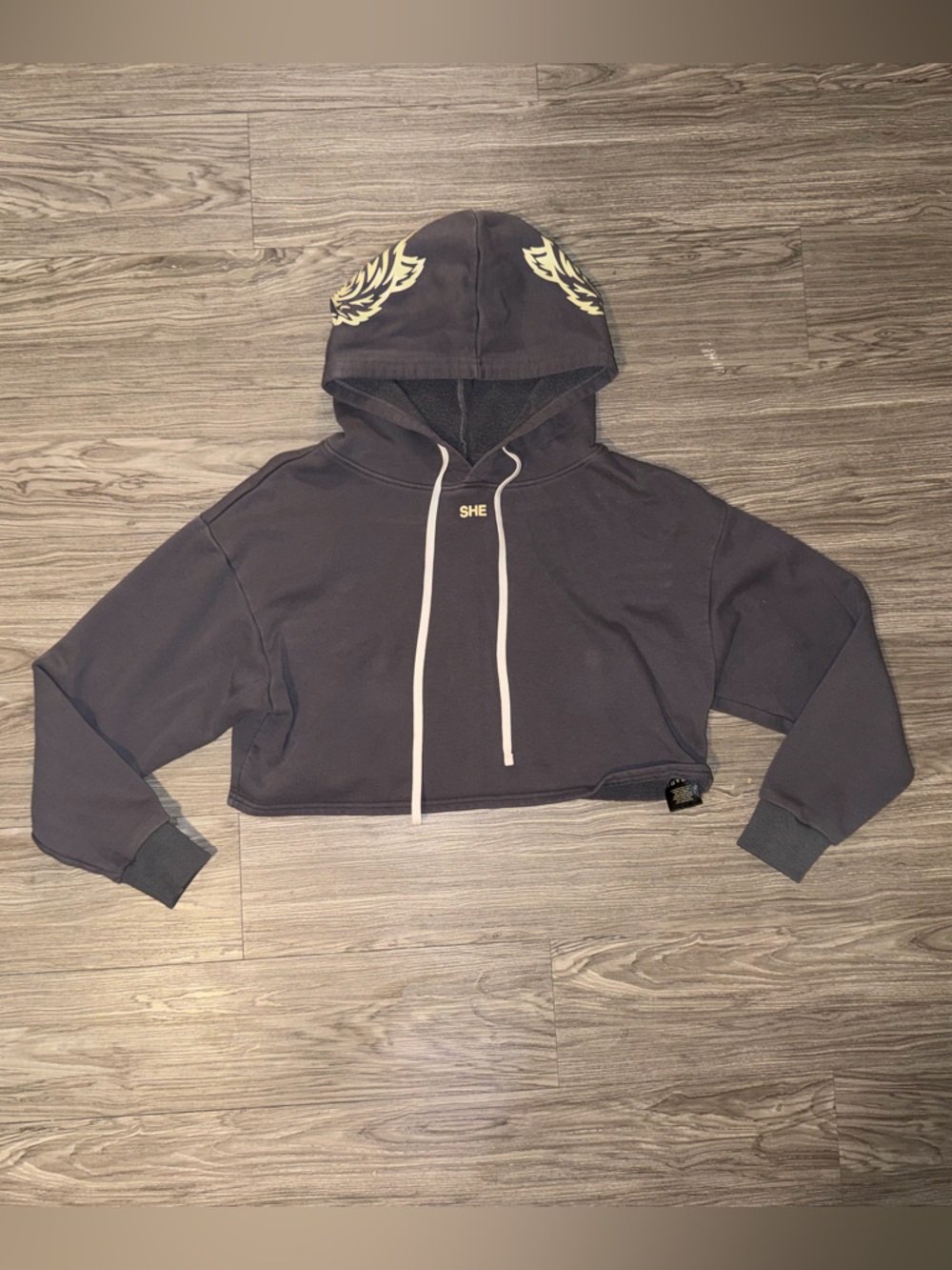 Darc Sport Women's Crop Hoodie Size M NFGU SSDD Gym Training Wolves Gray